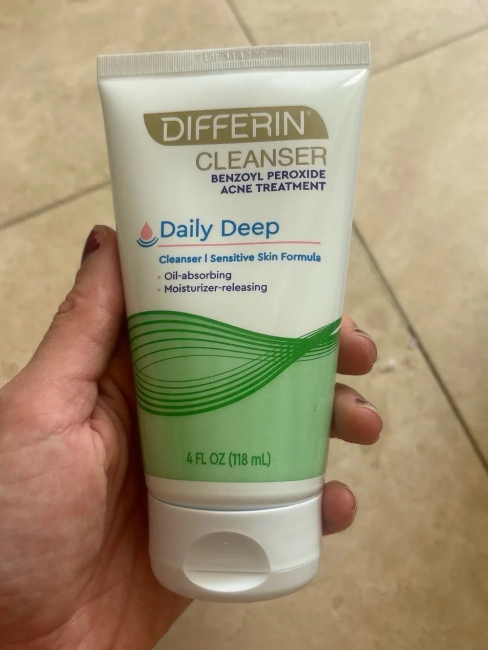 Daily Deep Cleanser for Sensitive Skin - Teal/Blue
